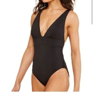 Andie swim The Sardinia Black LONG TORSO one piece swimsuit size M NWT